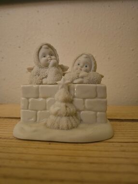 Snow Baby Ceramic Baby Bath Figurine - Cream Holiday Pair